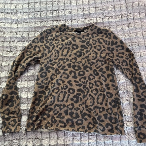 FOREVER 21 Top - Picture 3 of 4